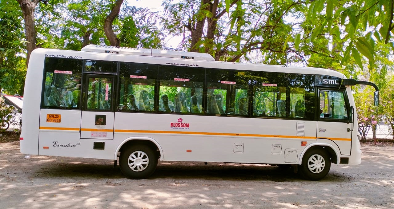 Tempo Traveller Booking in Chhatrapati Sambhaji Nagar (Aurangabad)